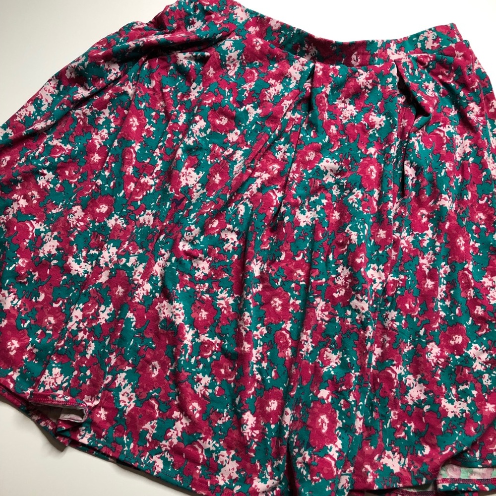 2X LuLaRoe Madison Skirt
